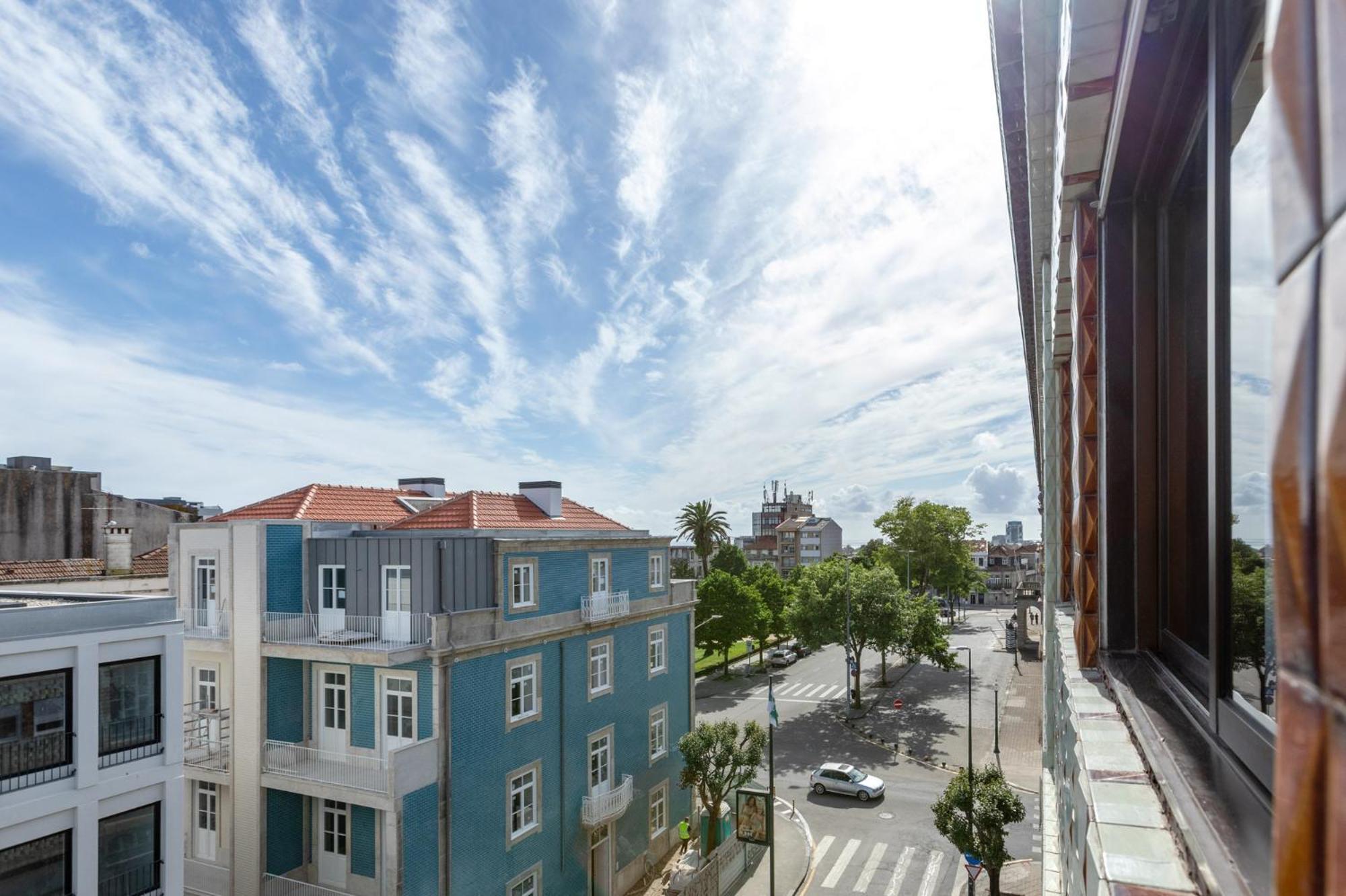 Praça da República - 2 bedroom top floor flat Porto Quarto foto